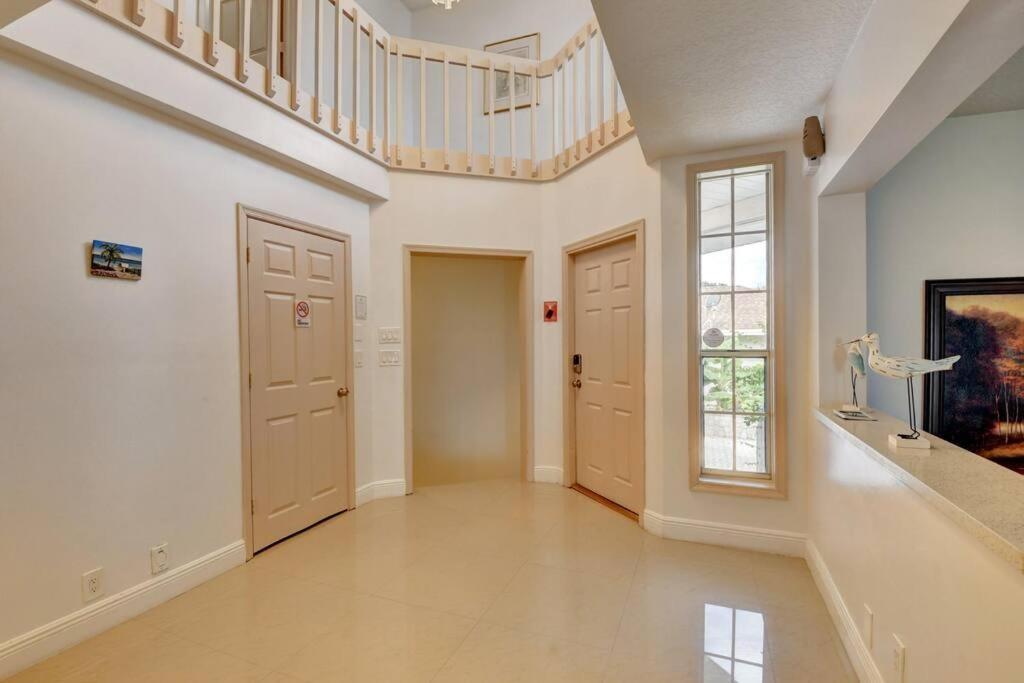 5 Bedroom Mansion With Pool And Non-Heated Jacuzzi Games In Boynton Beach Exteriör bild